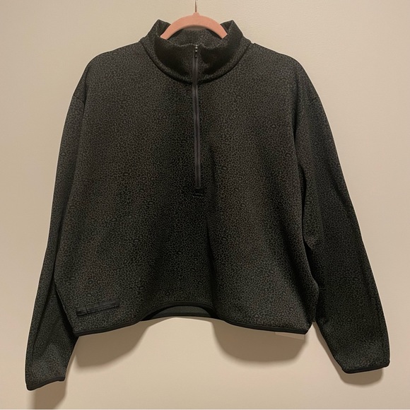 NWT Lululemon LAB Double-Knit Jacquard Half Zip in Leopardo Jacquard Grey - Picture 2 of 12